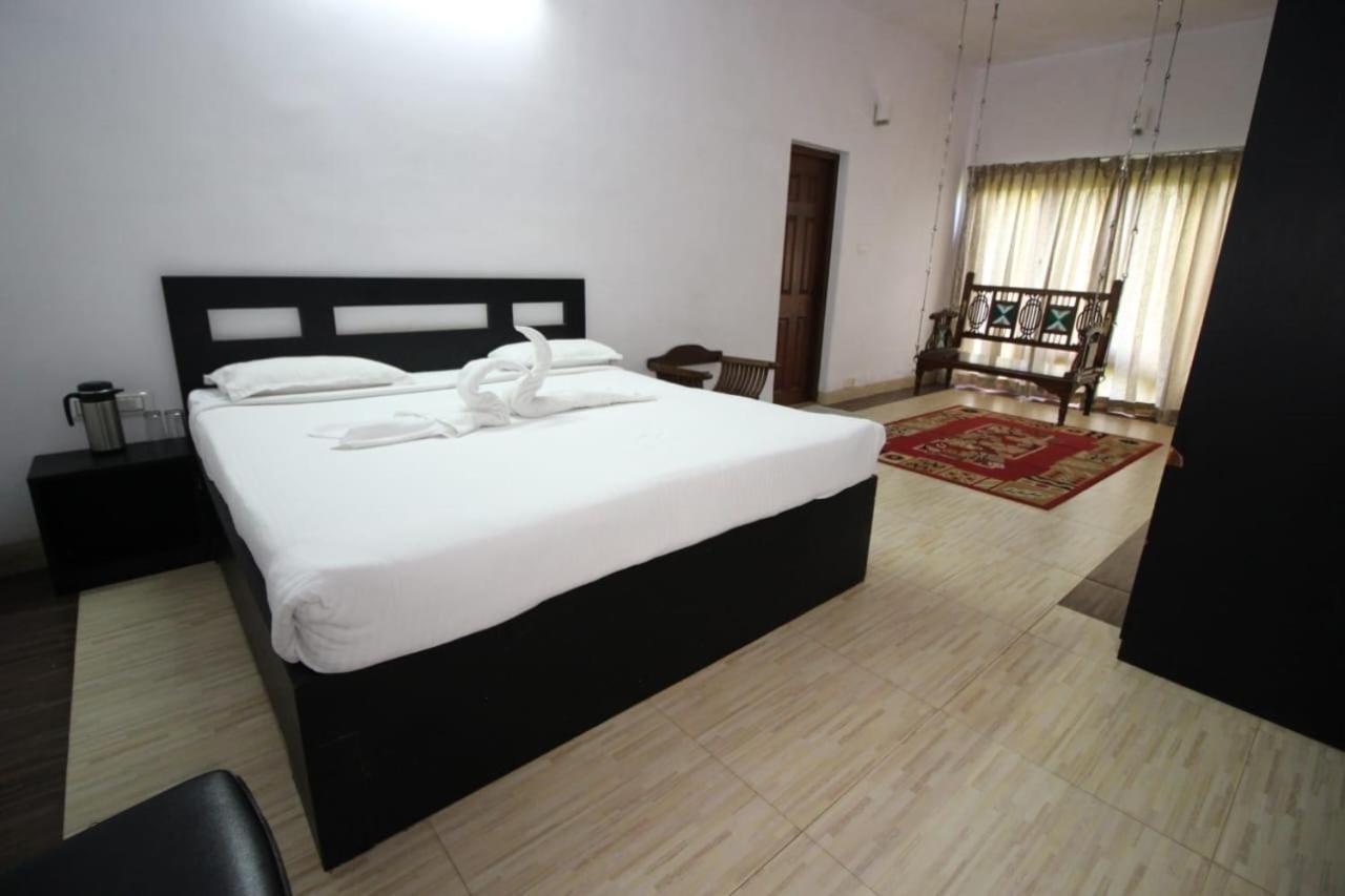 Mount N Mist Hotel Ooty Luaran gambar